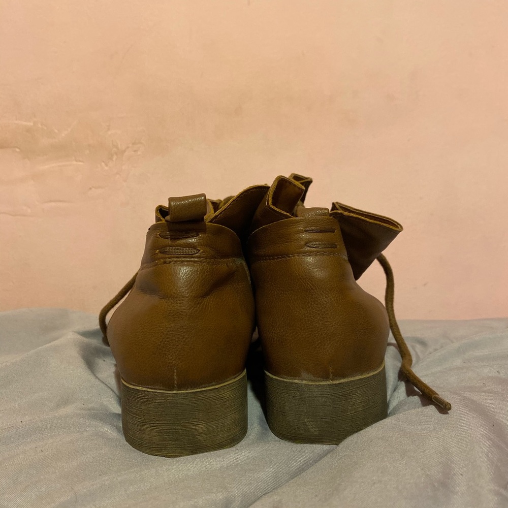 Boots - Picture 3 of 4